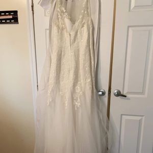 Wedding dress